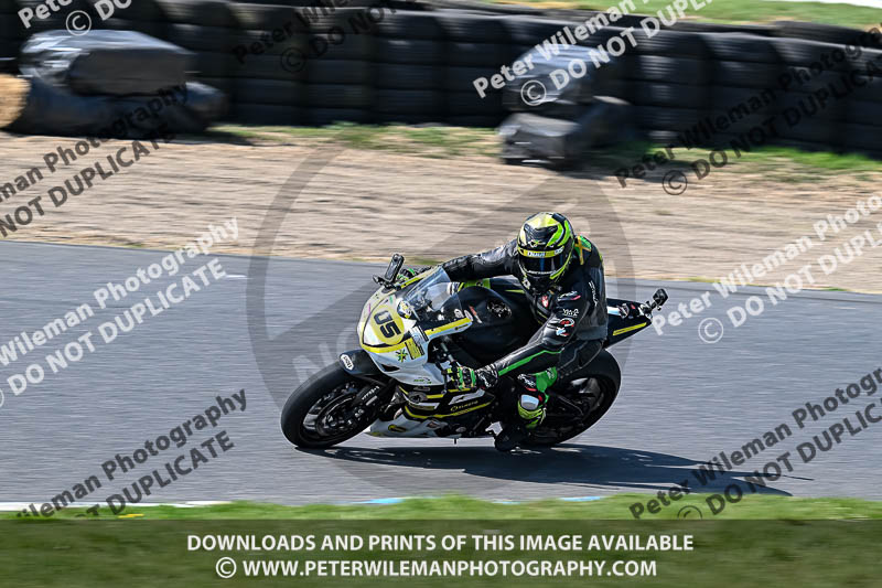 enduro digital images;event digital images;eventdigitalimages;lydden hill;lydden no limits trackday;lydden photographs;lydden trackday photographs;no limits trackdays;peter wileman photography;racing digital images;trackday digital images;trackday photos